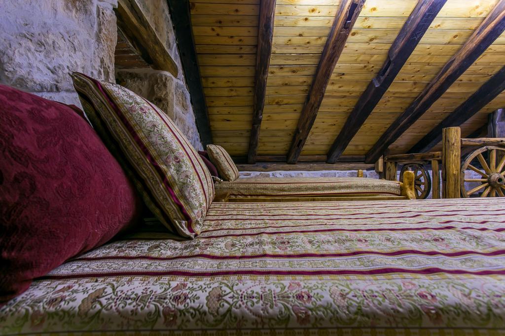 Stonehouse Marina Villa Vrsine Bagian luar foto