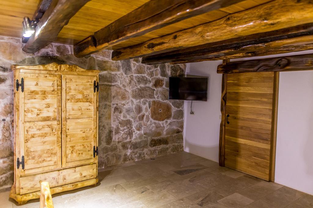 Stonehouse Marina Villa Vrsine Bagian luar foto