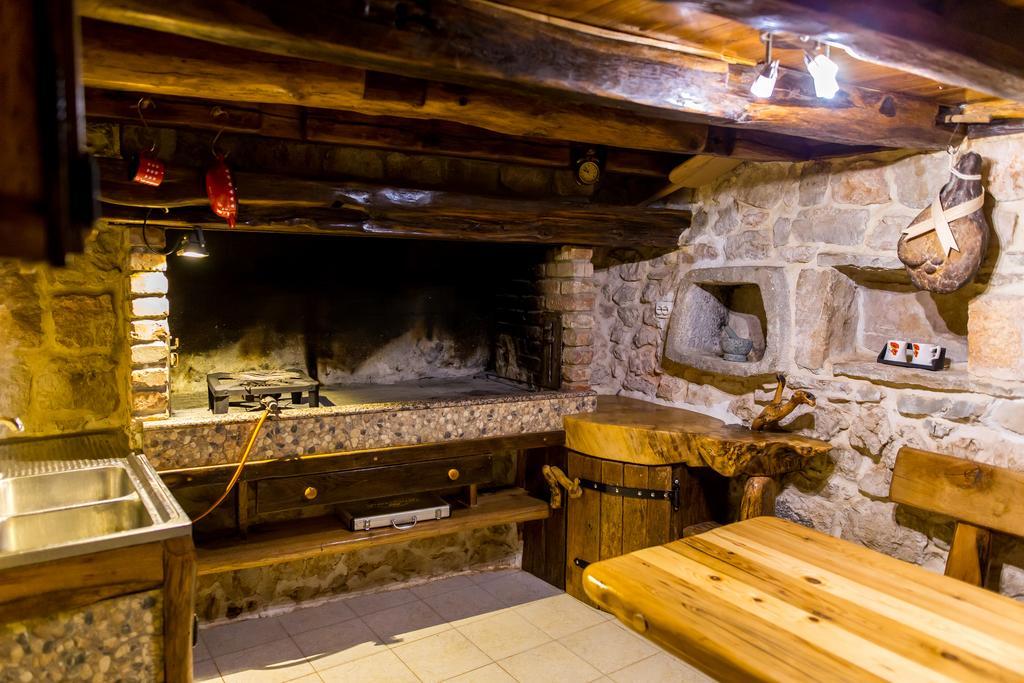Stonehouse Marina Villa Vrsine Bagian luar foto