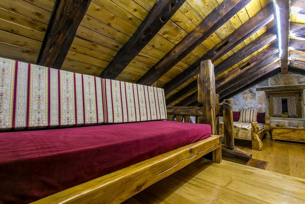 Stonehouse Marina Villa Vrsine Bagian luar foto