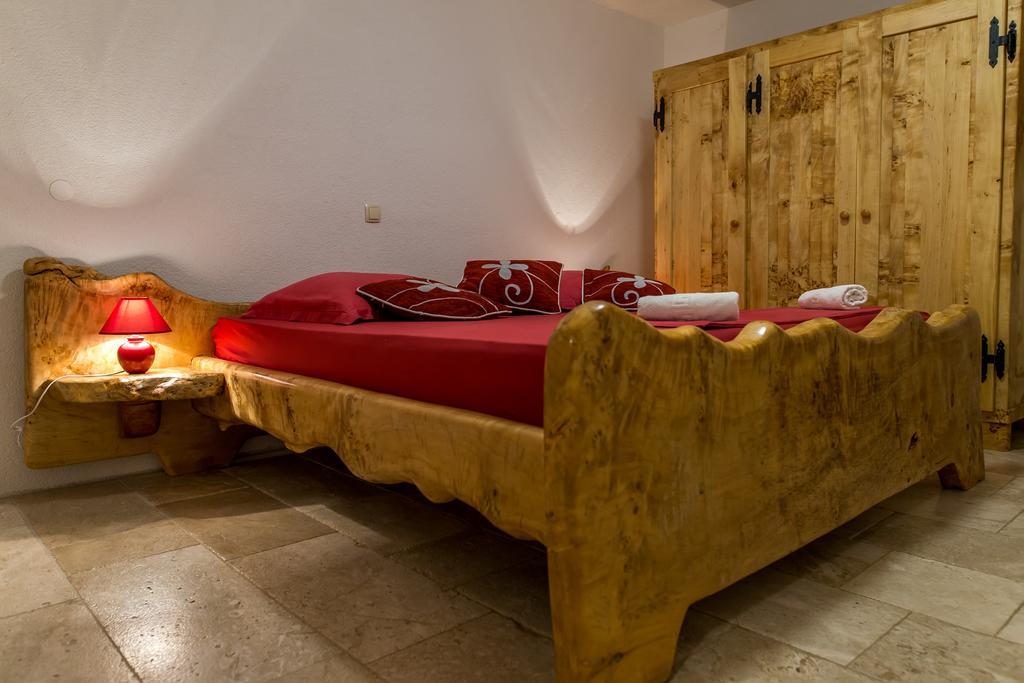 Stonehouse Marina Villa Vrsine Bagian luar foto