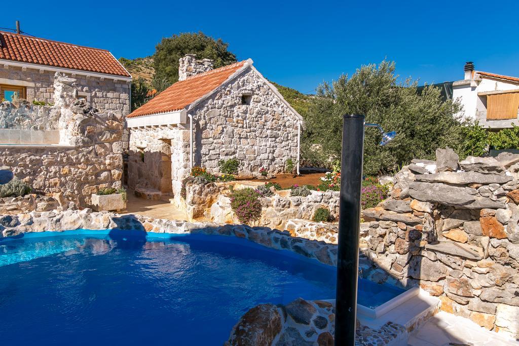 Stonehouse Marina Villa Vrsine Bagian luar foto