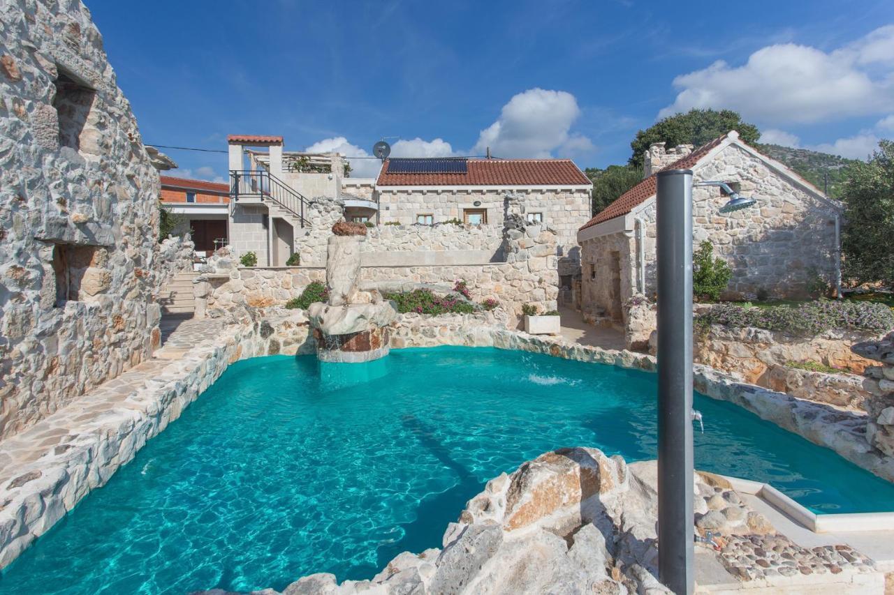 Stonehouse Marina Villa Vrsine Bagian luar foto