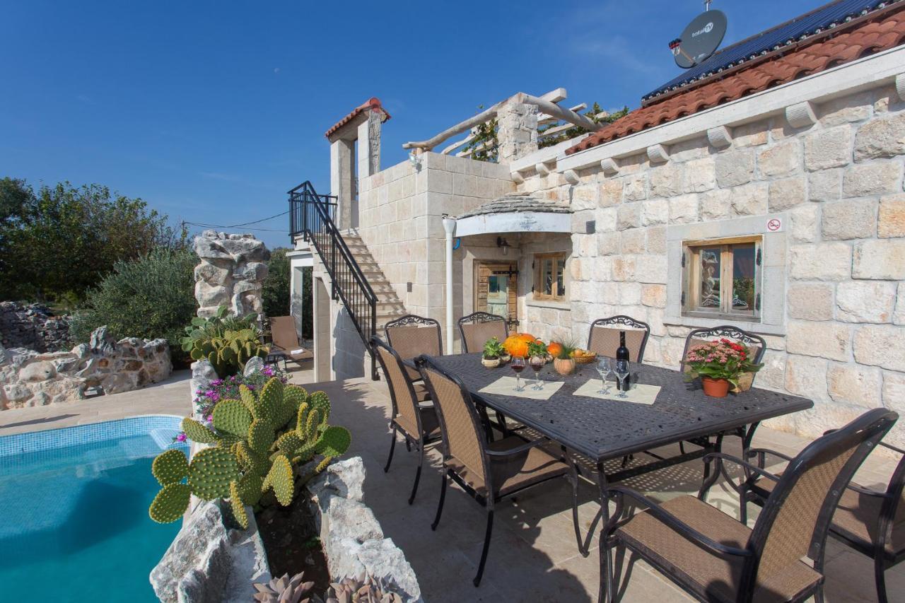 Stonehouse Marina Villa Vrsine Bagian luar foto